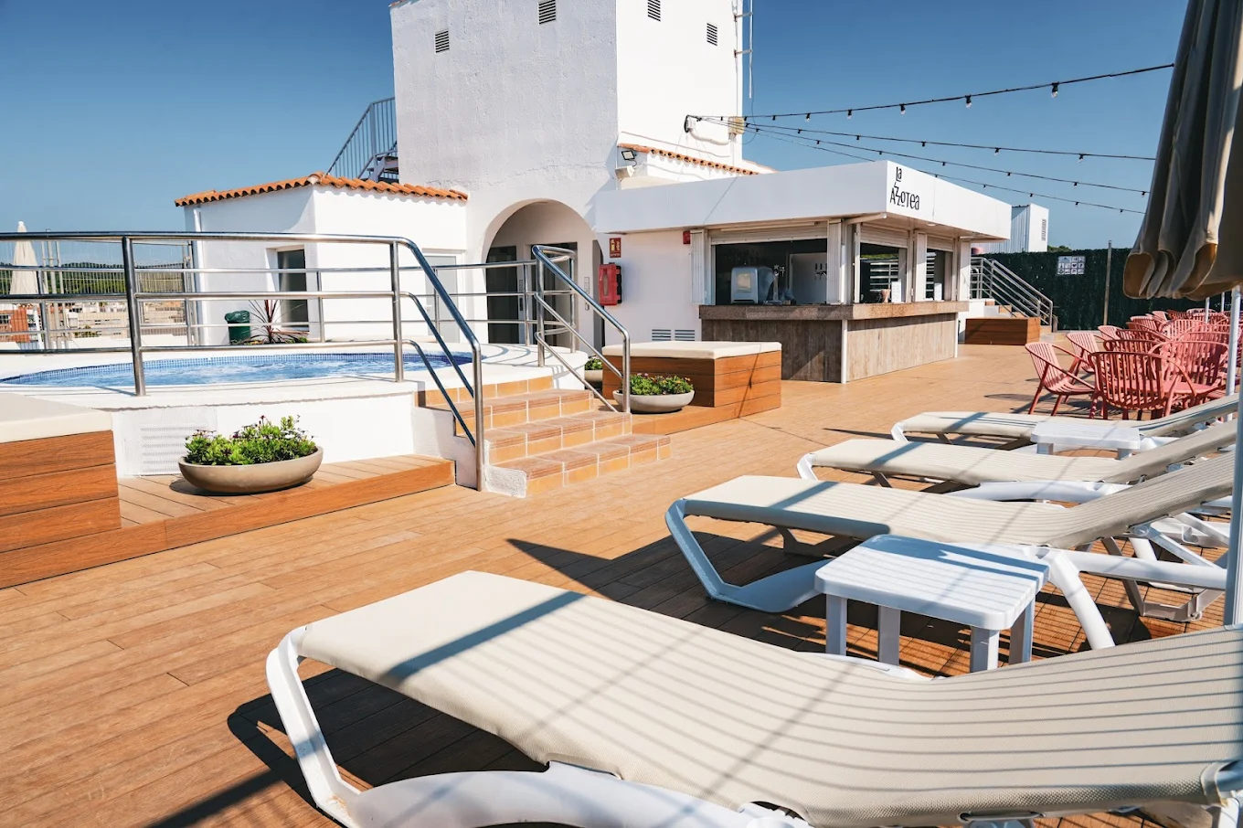 Azotea · piscina y solárium